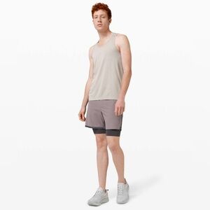 Lululemon Metal Vent Breathe Tank
Silver Drop / Light Ivory